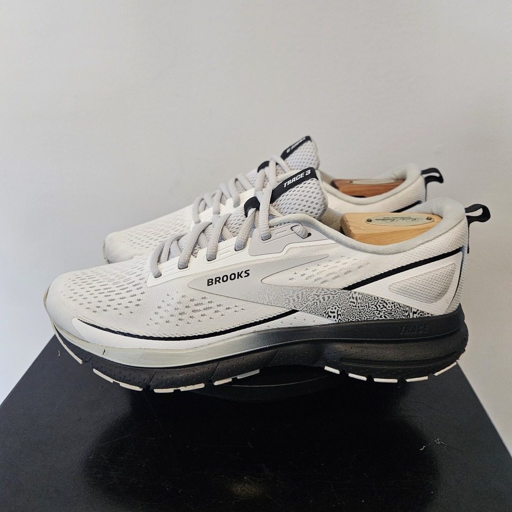 Brooks Trace 3 Running Shoes Women's Size 9D Wide Black/White Sneakers - Picture 6 of 10